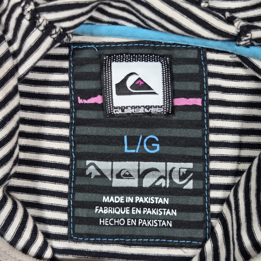 Quiksilver Size Large